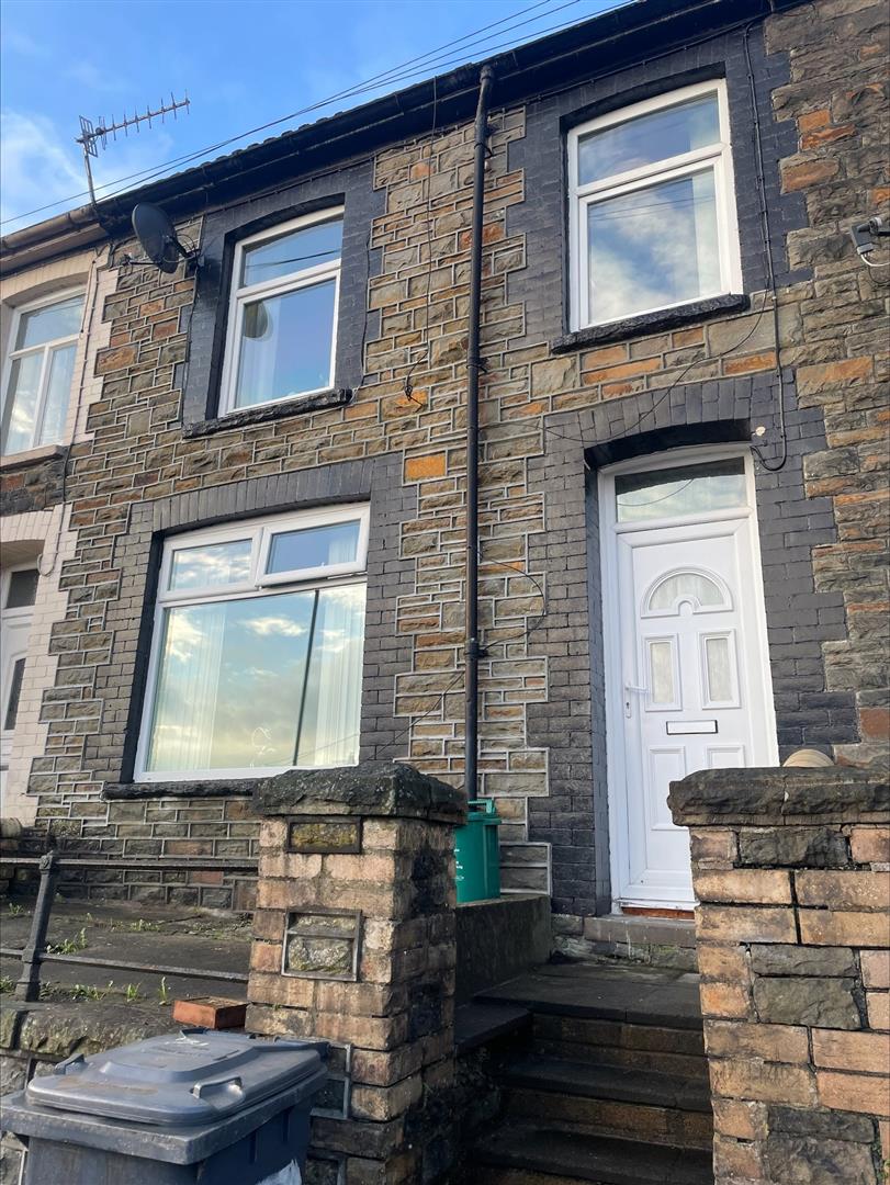 3 Bedroom House Mid Terrace Mountain Ash Road, Abercynon, Mountain Ash